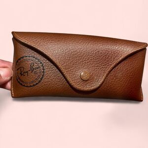 Ray-ban Women's Brown Sunglasses case